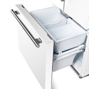 FFFFD1974-31WHT-French-Doors-Refrigerator-45-Bottom-Freezer-Open.jpg