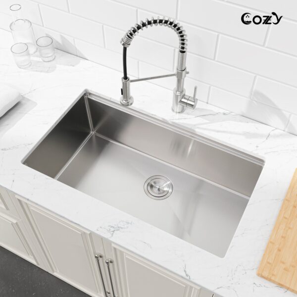33″x19″ Stainless Steel Kitchen Sink, Single Bowl, Undermount Handmade Sink in Brushed, with Cutting Board, Colander, SS-BR07D-331908